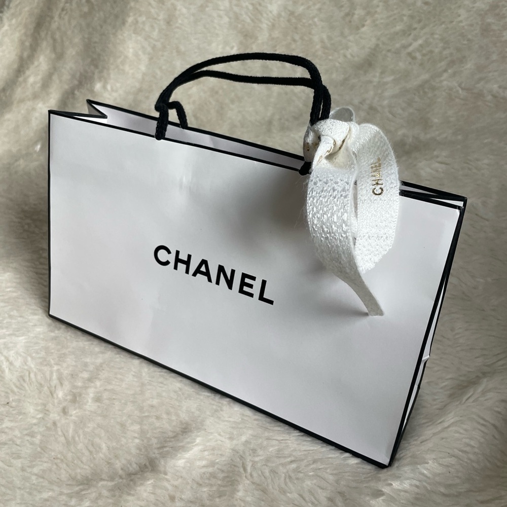 CHANEL White Shopping Bag